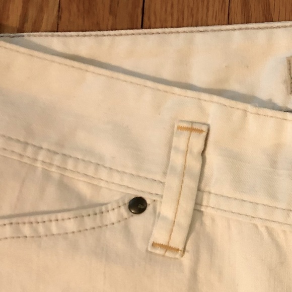 GAP cropped white jeans with trim, not worn - Picture 5 of 6